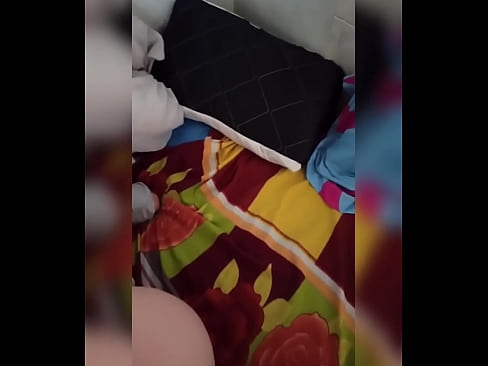 ❤️ Nire gelakidea etxean bakarrik geratzen da, bere senarra oporretara joaten delako eta nik izorratzeko eta ipurdia esnez betetzeko aprobetxatzen dut ❤️ Super pornoa %eu.xxx050890.ruan ☑